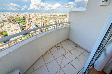 Apartamento à venda com 300m², 4 quartos e 4 vagasSuíte Master - Varanda