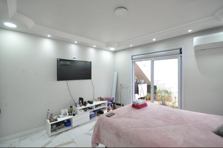 Quarto Suíte de casa para alugar com 2 quartos, 137m² em Vila Sabrina, São Paulo