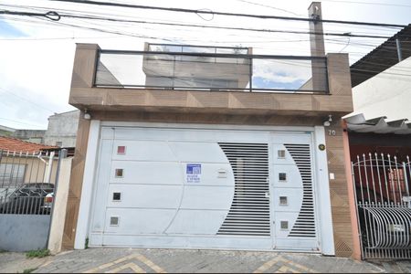 Casa para alugar com 137m², 2 quartos e sem vagaFachada