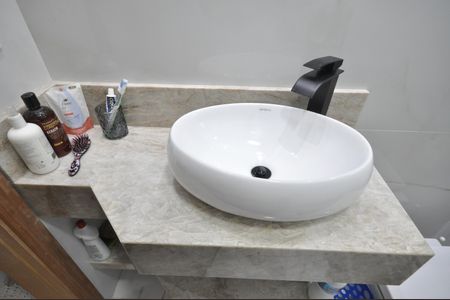 Casa para alugar com 137m², 2 quartos e sem vagaBanheiro Social