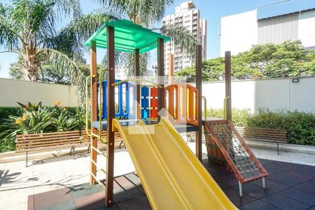 Apartamento à venda com 106m², 3 quartos e 2 vagasÁrea comum - Playground