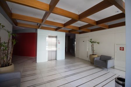 Apartamento à venda com 106m², 3 quartos e 2 vagasHall social