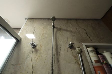 Apartamento à venda com 106m², 3 quartos e 2 vagasBanheiro da Suíte