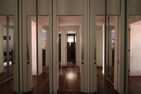 Apartamento à venda com 106m², 3 quartos e 2 vagasCloset da suíte