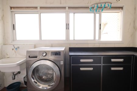 Apartamento à venda com 106m², 3 quartos e 2 vagasÁrea de Serviço