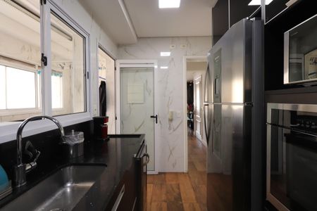 Apartamento à venda com 106m², 3 quartos e 2 vagasCozinha