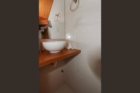 Apartamento à venda com 81m², 2 quartos e 1 vagaLavabo