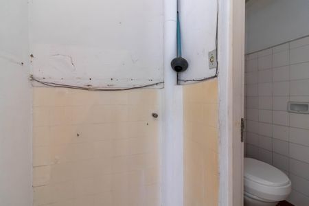 Casa à venda com 200m², 4 quartos e 2 vagasBanheiro de serviço