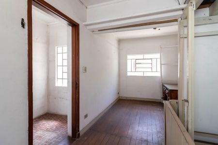 Casa à venda com 200m², 4 quartos e 2 vagasEdícula - Sala