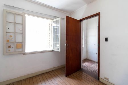 Casa à venda com 200m², 4 quartos e 2 vagasEdícula - Quarto