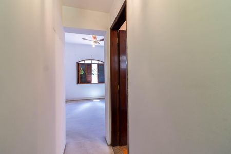 Casa à venda com 200m², 4 quartos e 2 vagasSuíte - Closet