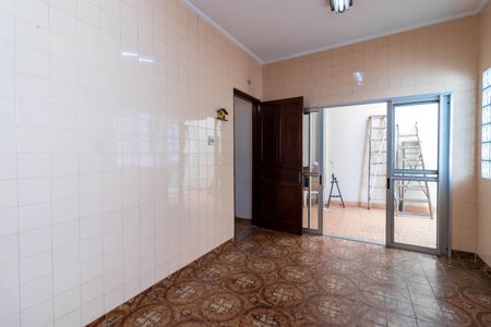 Casa à venda com 200m², 4 quartos e 2 vagasCozinha