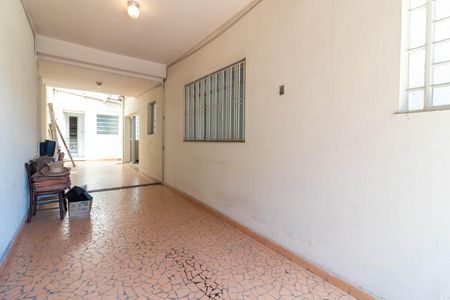 Casa à venda com 200m², 4 quartos e 2 vagasGaragem