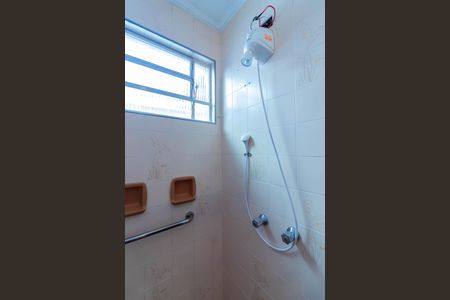 Casa à venda com 200m², 4 quartos e 2 vagasBanheiro da Suíte