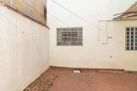 Casa à venda com 200m², 4 quartos e 2 vagasQuarto de Serviço - Vista