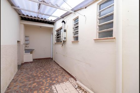 Casa à venda com 47m², 1 quarto e sem vagaÁrea de Serviço