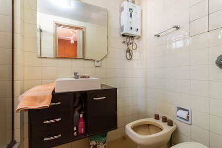 Apartamento à venda com 76m², 2 quartos e 1 vagaBanheiro Suite