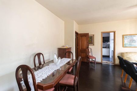 Apartamento à venda com 76m², 2 quartos e 1 vagaSala