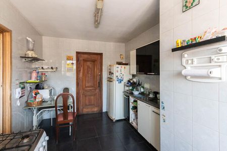 Apartamento à venda com 76m², 2 quartos e 1 vagaCozinha