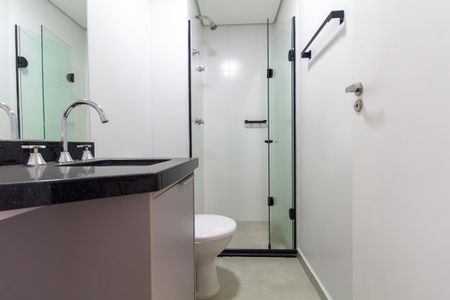 Banheiro de apartamento à venda com 1 quarto, 34m² em Vila Mafra, São Paulo
