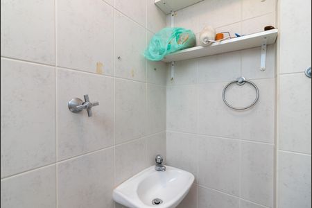 Apartamento à venda com 128m², 3 quartos e 2 vagas Apartamento à venda com 128m², 3 quartos e 2 vagasBanheiro de serviço