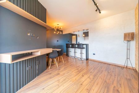 Sala de apartamento para alugar com 1 quarto, 54m² em Vila Vilma, Santo André