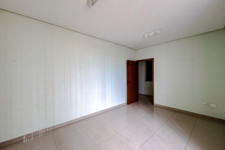 Casa à venda com 250m², 5 quartos e sem vagaQuarto 2