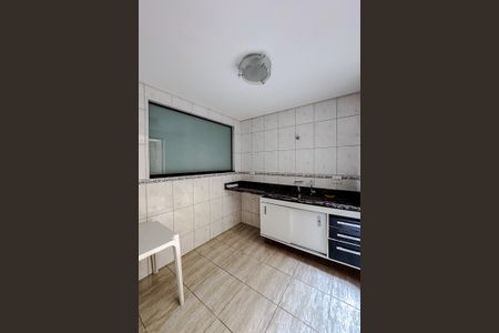 Casa à venda com 250m², 5 quartos e sem vagaCozinha