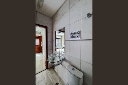 Casa à venda com 250m², 5 quartos e sem vagaLavabo