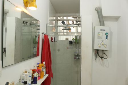 Apartamento para alugar com 81m², 2 quartos e sem vagaBanheiro