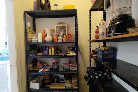 Apartamento para alugar com 81m², 2 quartos e sem vagaQuarto de Serviço