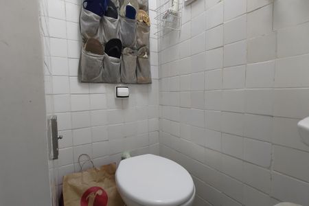 Apartamento para alugar com 81m², 2 quartos e sem vagaBanheiro de serviço