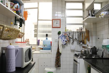 Apartamento para alugar com 81m², 2 quartos e sem vagaCozinha