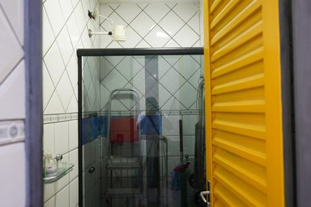 Casa à venda com 160m², 2 quartos e 2 vagasBanheiro de serviço