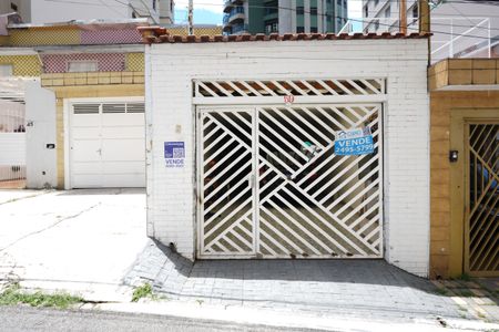 Casa à venda com 160m², 2 quartos e 2 vagasFachada