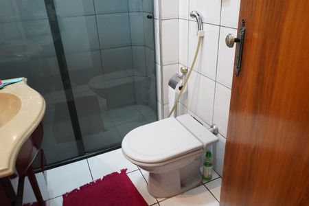 Casa à venda com 160m², 2 quartos e 2 vagasBanheiro
