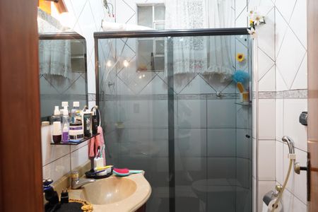 Casa à venda com 160m², 2 quartos e 2 vagasBanheiro