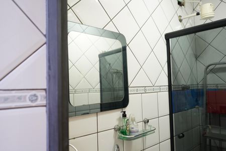 Casa à venda com 160m², 2 quartos e 2 vagasBanheiro de serviço