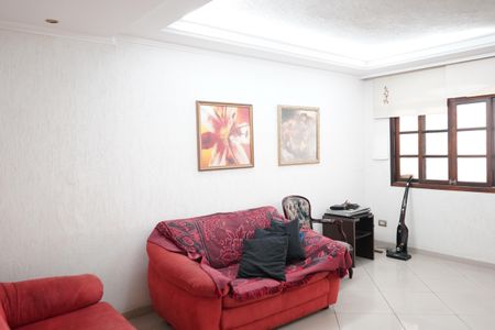 Casa à venda com 160m², 2 quartos e 2 vagasSala