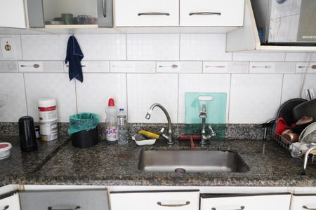 Casa à venda com 160m², 2 quartos e 2 vagasCozinha