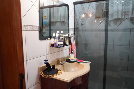 Casa à venda com 160m², 2 quartos e 2 vagasBanheiro