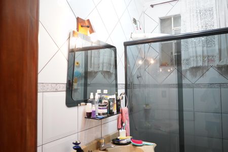 Casa à venda com 160m², 2 quartos e 2 vagasBanheiro