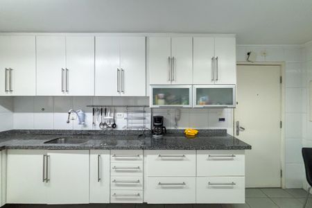 Apartamento à venda com 142m², 3 quartos e 2 vagas