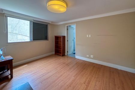 Apartamento à venda com 142m², 3 quartos e 2 vagas