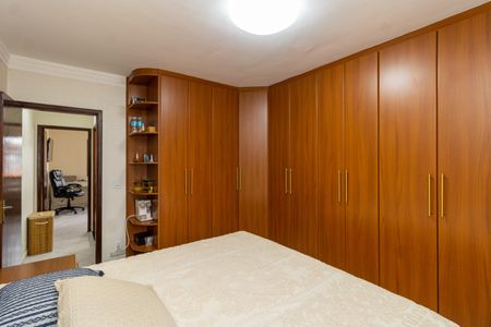 Casa de condomínio à venda com 120m², 2 quartos e 4 vagas Casa de condomínio à venda com 120m², 2 quartos e 4 vagasQuarto 1