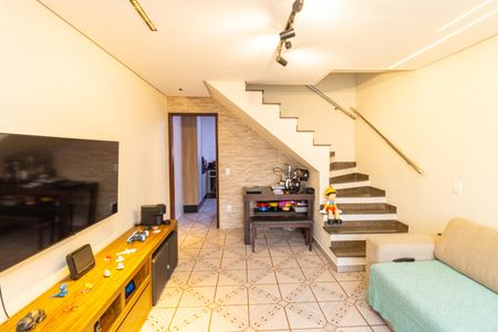 Casa de condomínio à venda com 120m², 2 quartos e 4 vagas Casa de condomínio à venda com 120m², 2 quartos e 4 vagasSala