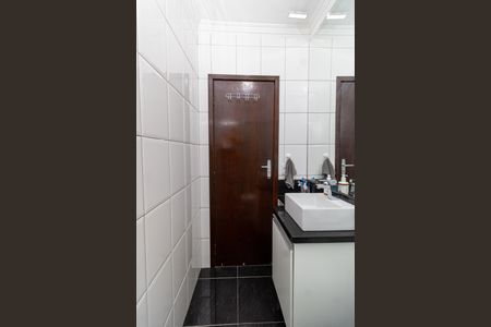 Casa de condomínio à venda com 120m², 2 quartos e 4 vagas Casa de condomínio à venda com 120m², 2 quartos e 4 vagasBanheiro