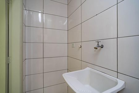 Apartamento para alugar com 45m², 1 quarto e sem vaga Apartamento para alugar com 45m², 1 quarto e sem vagaBanheiro