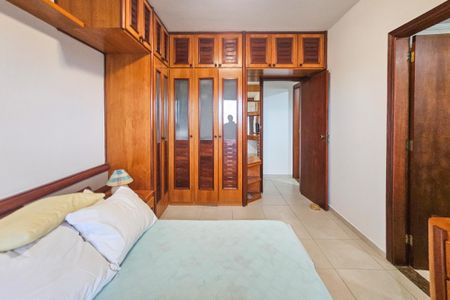 Apartamento para alugar com 125m², 2 quartos e 2 vagas Apartamento para alugar com 125m², 2 quartos e 2 vagasSuíte