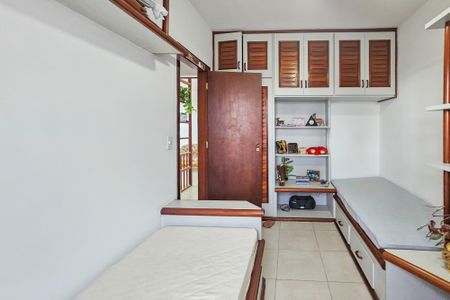 Apartamento para alugar com 125m², 2 quartos e 2 vagas Apartamento para alugar com 125m², 2 quartos e 2 vagasQuarto 1